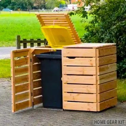 Storage Shed Ideas, Outdoor Garbage Storage, Garbage Can Shed, Small Storage Shed, Trash Can Storage Outdoor, Hide Trash Cans, Garbage Can Storage, Garbage Shed, Storage Shed Organization