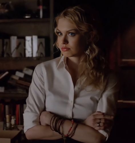 Liv Vampire Diaries, Liv Bennett, Tvdu Pictures, Iconic Blondes, Liv Parker, Penelope Mitchell, Olivia Parker, Tvd Dr, Bobby Singer