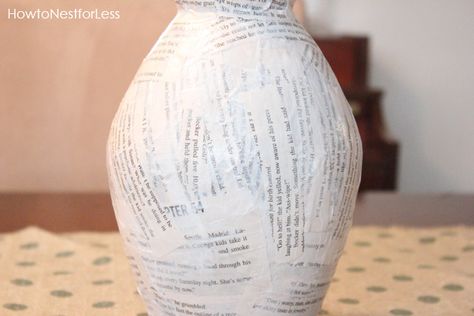 dry mod podge vase Modge Podge Vase, Newspaper Mod Podge, Mod Podge With Napkins Mason Jars, Napkin Decoupage Vases, Modge Podge Vases Tissue Paper, Uocycled Floor Vase, Vase Diy, Craft Craft, Black Vase