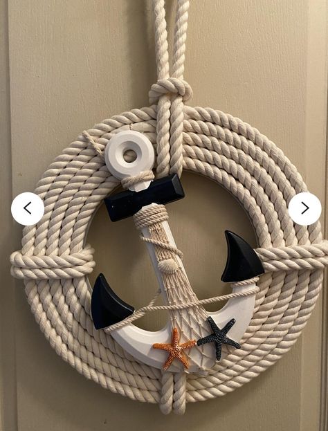 Halloween Paintings On Canvas, Rope Wreath Diy, Nautical Decor Diy, Decor Marin, Nautical Ideas, Beach Crafts Diy, Rope Wreath, Beach Themed Crafts, Beach Craft