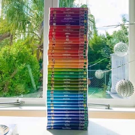 Disney movies DVD Cases in color order of the rainbow Disney Dvd Collection, Disney Movie Collection, Dvd Cases, Satisfying Pictures, Disney Theory, Dvd Collection, Digital Portrait Art, Art Disney, Disney Addict