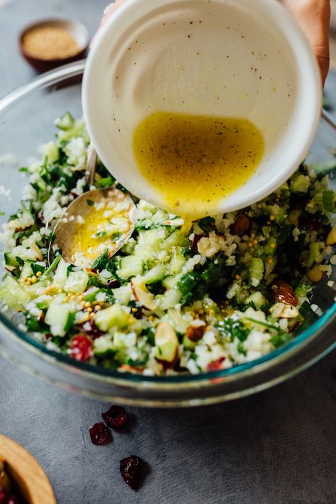 Gluten-Free Cauliflower Tabbouleh - Camille Styles Cauliflower Tabbouleh, New Year's Goals, Fennel And Orange Salad, Seder Meal, Samosa Chaat, Roasted Garlic Chicken, Recipes Gluten Free, Nutrition Guidelines, Camille Styles