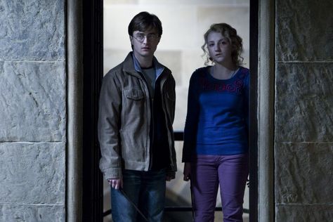 Luna X Harry, Harry And Luna, Dealthy Hallows, Ravenclaw Tower, Photo Harry Potter, Harry Potter Wiki, Deathly Hallows Part 2, Lily Potter, Harry Potter Deathly Hallows