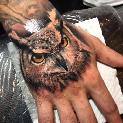 12+ Best Owl Hand Tattoo Designs | PetPress Owl Hand Tattoo, Owl Eye Tattoo, Realistic Owl Tattoo, Tattoo Owl, Herren Hand Tattoos, Hand Tatto, Hand Tattoo Designs, Lion Tattoo Sleeves, Card Tattoo Designs