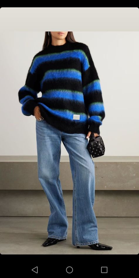 Swaggy Clothes, Casual Streetwear Women, Cosy Cardigan, Knit Sweater Outfit, Thrift Inspo, Blue Knit Sweater, Ice Skates, Fall 23, Luxury Women Fashion