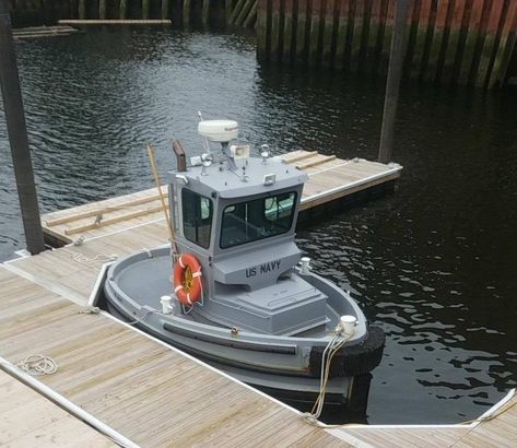 Kids Boat, Tiny Boat, Diy Boat, Cool Boats, Tug Boats, Boat Plans, United States Navy, Boat Design, Small Boats