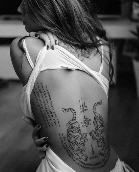 Woman With Tattoos, Tiger Tattoo, The Back, Tattoos, White