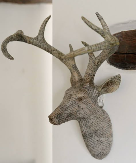 Paper Mache Deer Head, Stags Head, Paper Mache Animals, Paper Mache Clay, Mache Art, Cardboard Sculpture, Folding Origami, Stag Head, Textile Sculpture