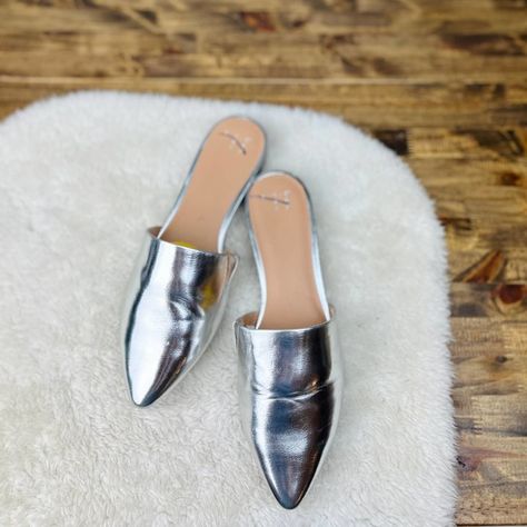 Metallic Silver Mule Flats, A New Day, Size 8 Silver Mules Shoes, Silver Mules, Mule Flats, Mule Flat, Mules Shoes, A New Day, Mule, New Day, Mule Shoe