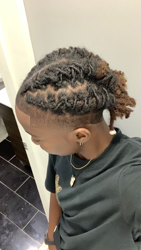 High Top Barrel Twists, Mens Locs Hairstyles Short, Twist Dreads Men, Barrel Twist Dreads Men Short, 4 Barrel Twist Locs, Barrel Twist Dreads Men, Male Locs, Loc Hairstyles For Men, Dreads Men