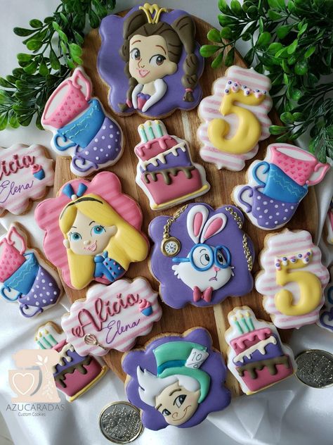 decorated cookies Alice Bakery Birthday, Alice In Onederland, Alice In Wonderland Decorations, Wonderland Decorations, Bakery Cookies, Baby Rose, 6th Birthday, Decorated Cookies, 1st Birthday Party