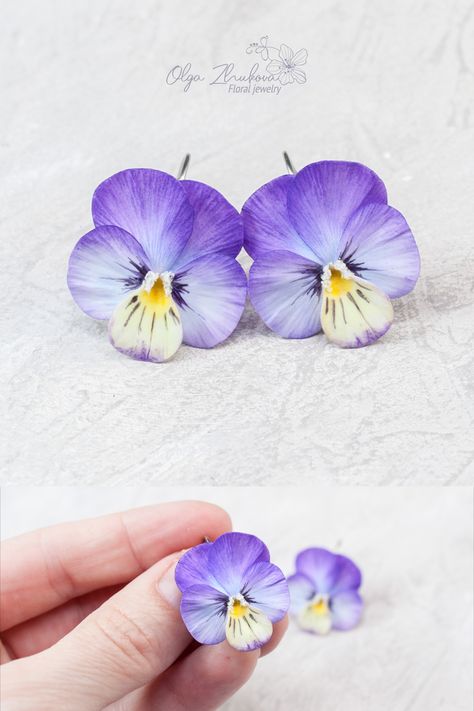 Viola Flower, Purple Pansy, Hand Painted Earrings, Whimsical Fashion, Color Pencil Drawing, Clay Tutorials, Floral Earrings, Pansies, Flower Earrings