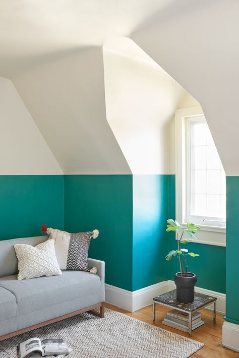 this two-tone thing works even in a tiny room with angled ceilings… below: farrow & ball vardo, above shadow white Green Bedroom Paint, Half Painted Walls, Two Tone Walls, Teal Walls, Trendy Living Rooms, Bedroom Paint Colors, Trendy Bedroom, Bedroom Paint, Bedroom Green