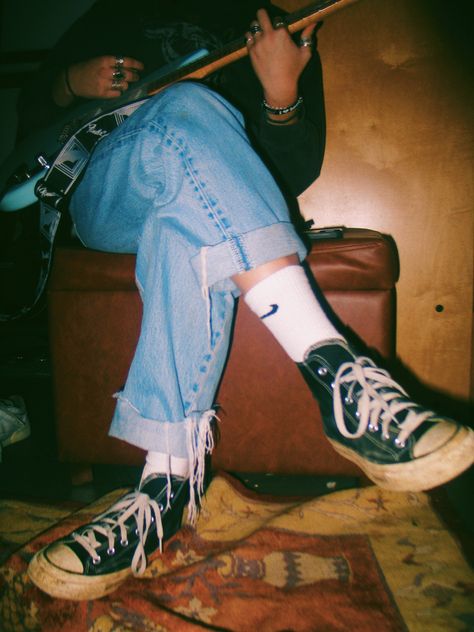 #aesthetic #filmphotography #indie #guitar #converse #nike Guitar Aesthetic Boy, Garage Band Aesthetic, Indie Boy Aesthetic, Indie Guitar, Business Moodboard, Aesthetic Attraction, Anime Picture Boy, Guitarist Photography, Converse Photography