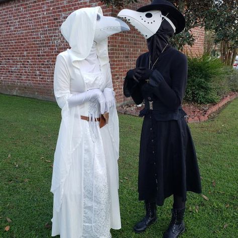 Plague Nurse Cosplay, Plague Nurse Costume, Matching Cosplay, Plague Doctor Halloween Costume, Plaque Doctor, Doctor Halloween, Plague Doctor Costume, Plague Doctors, Plague Mask