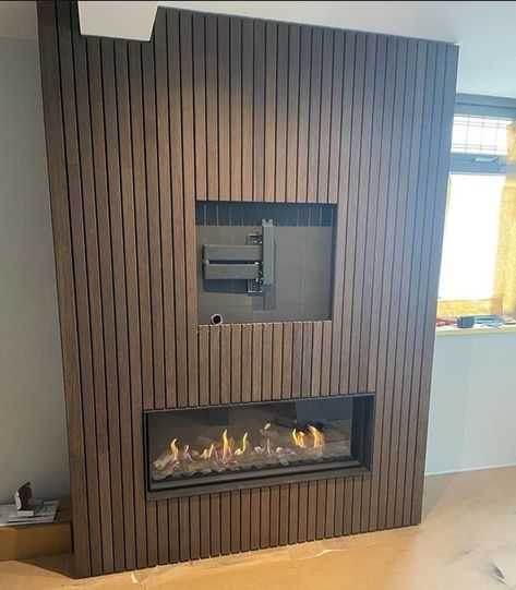 Tv On Slatted Wall, Wood Slat Tv Wall With Fireplace, Electric Fireplace Feature Wall Ideas, Slat Wall Electric Fireplace, Wood Slat Fireplace Wall Living Room, Wood Slates Tv Wall, Electric Fireplace Slat Wall, How To Decorate With Art, Slat Wall With Fireplace