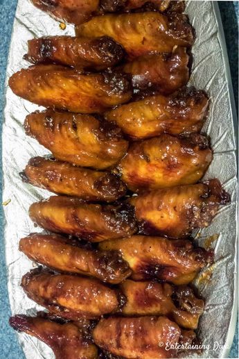 Asian Sticky Chicken, Sweet And Sour Chicken Wings Recipe, Baking Chicken Wings, Sticky Chinese Chicken, Chicken Brown Sugar, Appetizers Chicken, Chicken Wing Sauce Recipes, Chinese Chicken Wings, Baking Chicken