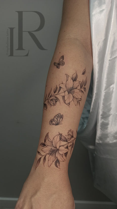 Color Wrist Tattoos For Women, Tattoo Flowers Arm, Arm Tattoos Color, Word Tattoos On Arm, Arm Wrap Tattoo, Wrap Around Wrist Tattoos, Wrap Around Tattoo, Around Arm Tattoo, Wrap Tattoo