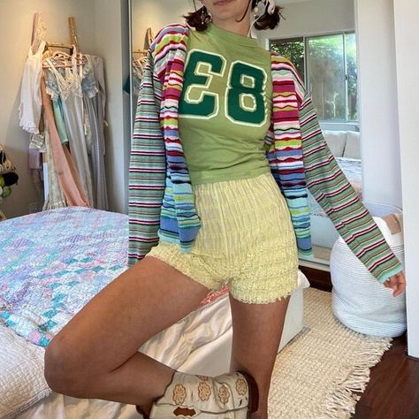 Bloomers Outfit, Vintage Y2k Aesthetic, Highest Bidder, Vintage Closet, Spring Mood, Summer Lookbook, Cool Fits, Inspiration Mode, Paper Doll