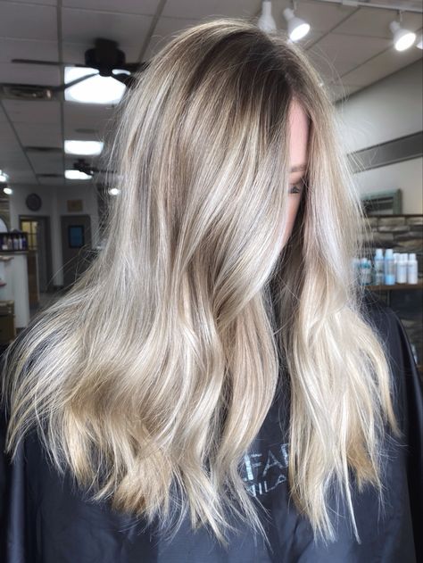 Icy blonde Pearl Blonde Hair Highlights, Pearl Blonde Balayage, Pearl Blonde Hair, Pearl Blonde, Perfect Blonde, Icy Blonde, Blonde Hair With Highlights, Blonde Balayage, Beauty Bar