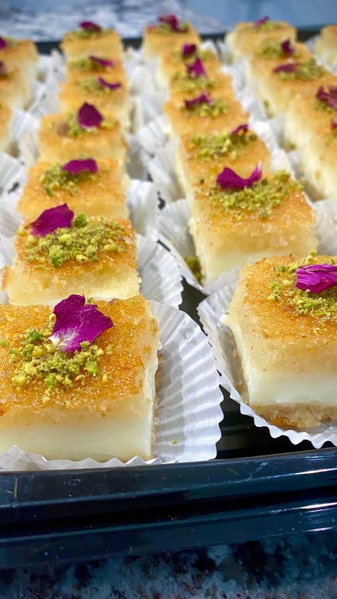 Ashta Recipe, Basbousa Recipe, Semolina Pudding, Ramadan Desserts, Get Thick, Middle Eastern Desserts, Orange Blossom Water, Lebanese Recipes, 3 Eggs