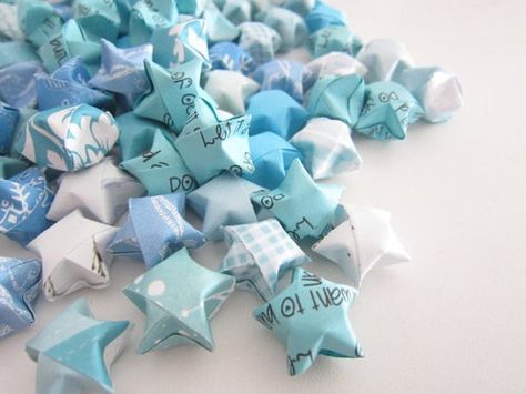 Image via We Heart It https://weheartit.com/entry/114517508/via/25307015 #cute #japanese #origami #Paper #stars Sara Crispino, Wallpers Pink, Kubo And The Two Strings, Light Blue Aesthetic, Oikawa Tooru, Ochako Uraraka, Origami Stars, A Silent Voice, Paper Stars