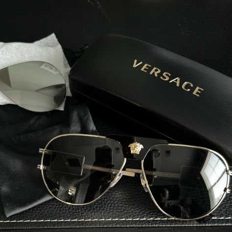 New Versace Shades Brought Them But Don’t Think The Look Is For Me So Just Trying To Get Some Money Back Men Sunglasses Aesthetic, Versace Shades, Sunglasses Aesthetic, Shades For Men, Versace Eyeglasses, Men Stuff, White Sunglasses, Versace Accessories, Stylish Glasses