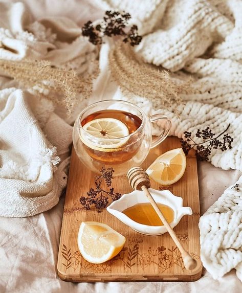 Prioritize Sleep, Photography Tea, Glowing Skin Secrets, Lemon And Honey, Tea Photography, Flowers Sunset, Tea Aesthetic, Trending Skincare, Nature Creative