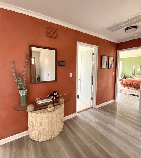 Bedroom Paint Idea, Terracotta Bedroom Decor, Bedroom Ideas Terracotta, Terra Cotta Bedroom, Green And Terracotta Bedroom, Bedroom Terracotta, Terracotta Bedroom Ideas, Orange Painted Walls, Color Atelier