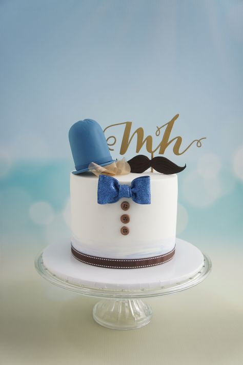 A gentleman's cake with a customised gold topper Men Cake Topper, Happy Birthday For Men, Cake Design For Men, Birthday Cake For Husband, Cake For Husband, Cupcakes For Boys, Birthday Cake For Him, Fathers Day Cake, Cake Decorator