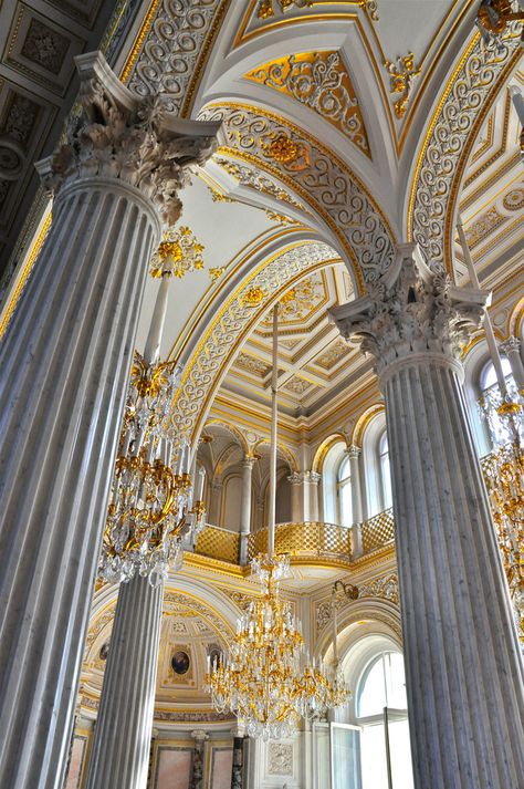 Winter Palace St Petersburg, بيوت ملكية, Architecture Cool, Architecture Baroque, Palace Interior, Russian Architecture, Winter Palace, Russian Ballet, Hermitage Museum