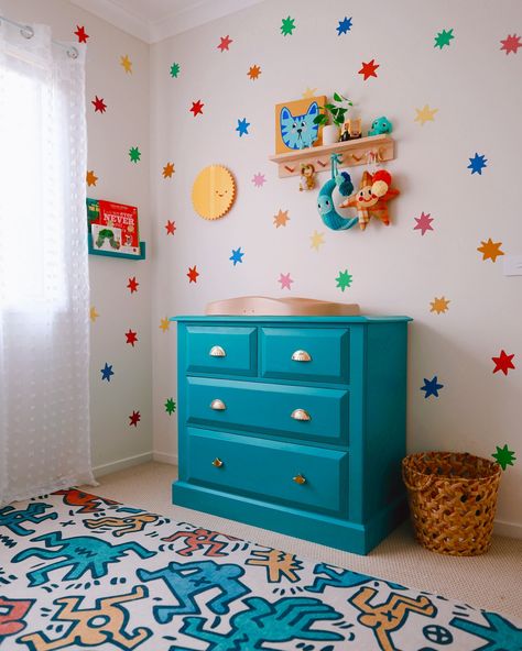 I put all this effort into Charlie’s cute little bedroom only for him to spend all his time in his sister’s room 😂 maybe that’s a sign I need to paint him a mural? What do you think? Nursery Ideas Maximalist, Colorful Childrens Room, Toddler Room Mural, Toddler Room Paint Ideas, Small Bedroom Kids, Colorful Toddler Room, Boys Room Paint Ideas, Super Hero Room, Funky Nursery