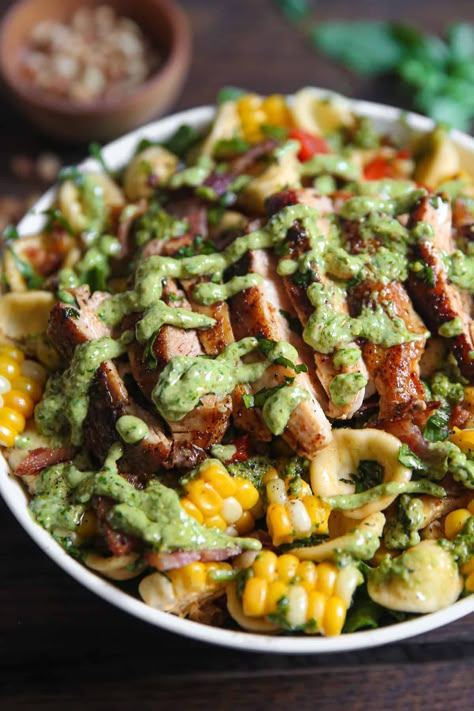 Pasta Salad With Bacon, Creamy Basil Dressing, Julia's Album, Fresh Corn On The Cob, Bacon Pasta Salad, Corn Pasta Salad, Cold Pasta Dishes, Chicken And Corn, Blt Pasta