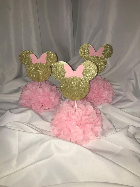 Minnie Mouse Centerpieces, Minnie Baby Shower, Minnie Mouse Birthday Theme, Minnie Mouse Theme Party, Minnie Mouse Birthday Party Decorations, Minnie Mouse First Birthday, Minnie Mouse Birthday Decorations, Minnie Mouse Birthday Cakes, Pink Centerpieces