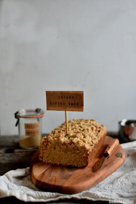 Sesame Coffee, Sesame Cake, Baking Photography, Best Food Photography, Wakey Wakey, Sweet Cooking, Unhealthy Snacks, Caramel Coffee, Cake Photography