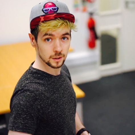 Markiplier / BirdyBoots / Jacksepticeye / Mark Edward Fischbach / Emma Louise Blackery / Sean William McLoughlin / Vloggery / CrankGamePlays / Ethan Nestor Darling Jacksepticeye Drawings, Chase Brody, Jacksepticeye Egos, Sean William Mcloughlin, Youtube Quotes, Sean Mcloughlin, Ethan Nestor, Mark And Jack, Top Of The Morning