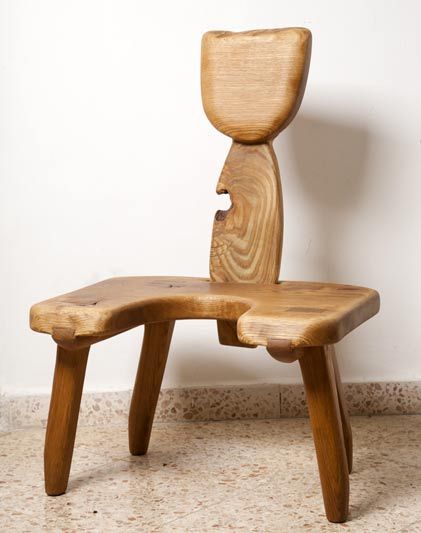 Gil Arad's Birthing chair - Part 1: Ash and oak chair. - Popular Woodworking… Birthing Chair, Birthing Stool, Childrens Furniture Design, Something New Everyday, Diy Stool, Chair Parts, Learn Something New Everyday, Oak Chair, Woodworking Magazine