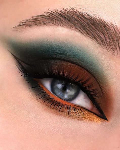 Eye Makeup Tips For Beginners, Teal Eye Makeup, Kpop Makeup, Orange Makeup, Cute Eye Makeup, Make Up Inspiration, Eye Makeup Ideas, Eye Makeup Techniques, Beauty And Makeup