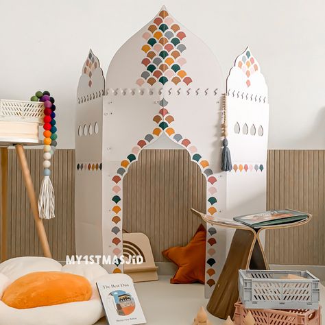 Cardboard Mosque, Namaz Room, Ramadan Inspiration, Ramadan Diy, Playhouse Kits, Ramadan 2022, Ramadhan Kareem, Ramadan Prayer, Ramadan 2023