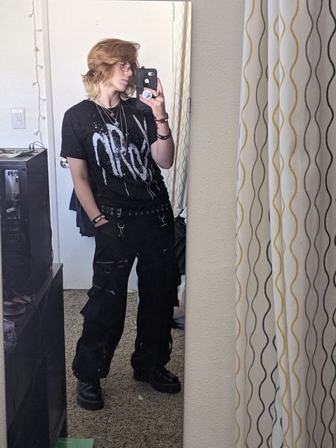 Punk Outfit Inspo Men, Masc Metal Outfits, Mall Goth Male Outfits, Mall Goth Fashion Male, Alt Outfits Masculine, Black Punk Outfits Men, Outfit Inspo Alt Masc, Metal Concert Outfit Men, Male Metalhead Outfit