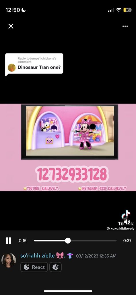 Bloxburg Middle Class House, Minnie Mouse Codes For Bloxburg, Bloxburg Minnie Mouse Codes, Bloxburg Black Family, Bloxburg Electronic Decal Codes, Minnie Mouse Decal Codes Bloxburg, Toy Decals Bloxburg, Bloxburg Decals Codes Tv Shows, Y2k Decals Bloxburg