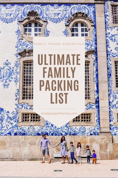 Family vacation ultimate family packing list Packing For Family Vacation, Packing Kids Clothes, Overseas Packing List, Europe Packing List Summer, Cold Weather Packing List, Family Vacation Packing List, International Packing List, Baby Travel Essentials, Packing List Kids