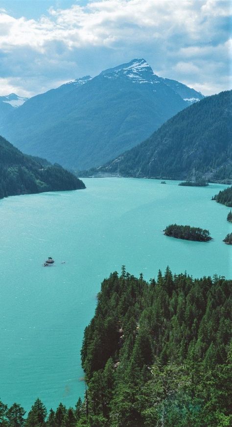 The incredible blue Diablo Lake at the North Cascade National Park in Washington Lake Diablo, Diablo Lake, National Parks America, Cascades National Park, Washington State Travel, Cascade National Park, Washington Travel, North Cascades National Park, North Cascades