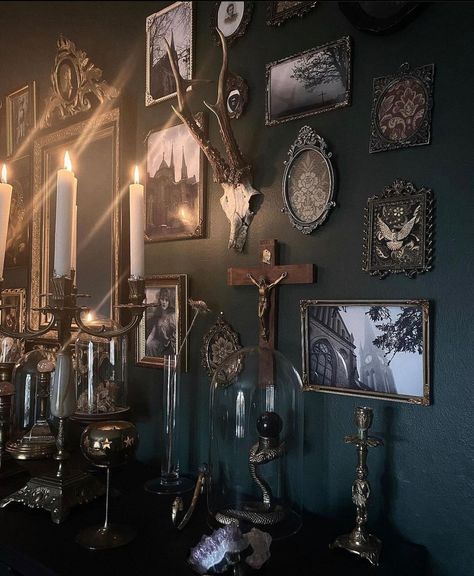 @deaderhomesandgardens on Instagram: “Credit: @emeliesorling • • • • • • • • #deaderhomesandgardens #gothicdecor #halloweendecor #spooky #spookydecor #halloweeneveryday #goth…” Bedroom Gothic Victorian, Dark Victorian Living Room Goth, Diy Gothic Victorian Decor, Diy Victorian Gothic Decor Ideas, Emerald Gothic Bedroom, Living Room Gothic Home Decor, Victorian Goth House Decor, Goth Victorian Aesthetic House, Victorian Room Ideas Bedrooms