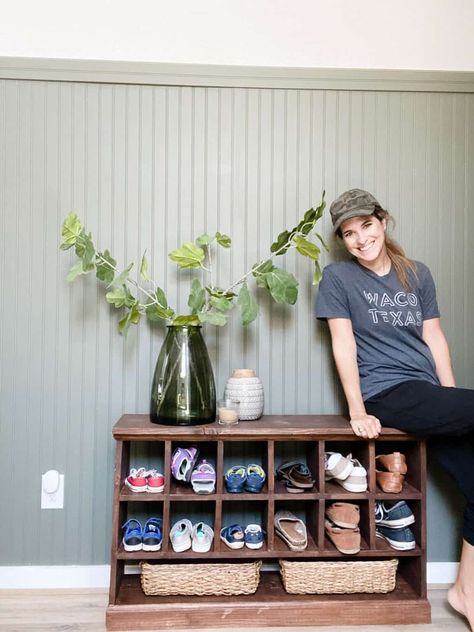 How to build a beautiful shoe cubby bench - perfect for an entry or even an entry closet! This will help keep your shoes organized and looking great. Shoe Cubby Bench, Cubby Bench, Shoe Organization, Diy Shoe Storage, Entry Closet, Shoe Cubby, Diy Shoe, Waco Texas, Bench With Shoe Storage