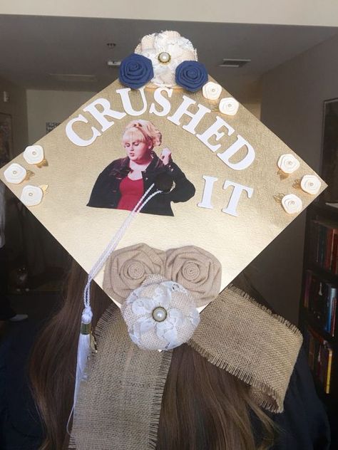 Funny Grad Cap Ideas, Disney Graduation Cap, Graduation Inspiration, Funny Graduation Caps, Creative Graduation Caps, Graduation Cap Ideas, College Grad Cap Ideas, Graduation Cap Decoration Diy, Cap Graduation