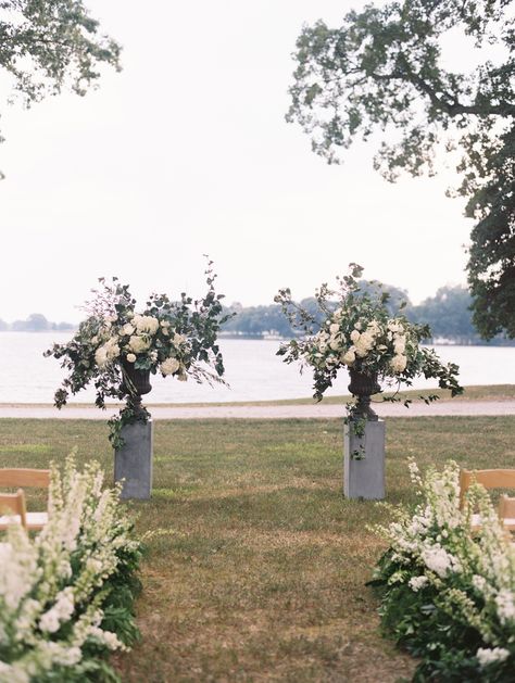 Wedding Flowers Wildflowers, Cheap Wedding Flowers, Wedding Flower Girl Basket, European Garden, Garden Reception, Beach Wedding Flowers, Garden Weddings Ceremony, Summer Table, Wedding Flowers Summer