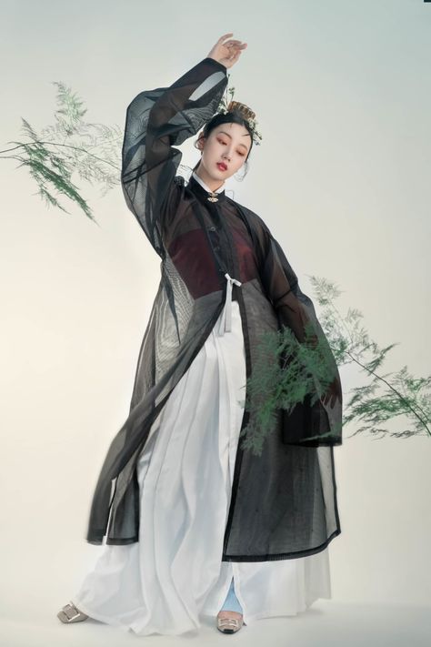 Moda China, Chinese Fashion, Period Outfit, Special Clothes, Future Outfit, New Chinese Style, Chinese Clothing, Traditional Fashion, Qing Dynasty