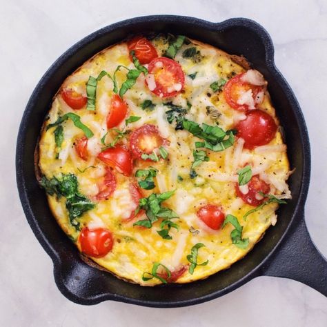 Basil Frittata, Kale Frittata, Eggs And Kale, Egg Bakes, Tomato Frittata, Food Egg, Cherry Tomato Recipes, Lean Cuisine, Frittata Recipes