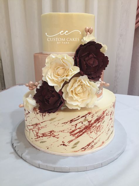 Burgundy and rose gold wedding cake Wedding Cakes Maroon, Gold And Burgundy Wedding, 2 Tier Wedding Cakes, Burgundy Wedding Cake, One Layer Cakes, Rose Gold Wedding Cakes, Pinterest Cake, Maroon Wedding, Wedding Cakes With Cupcakes